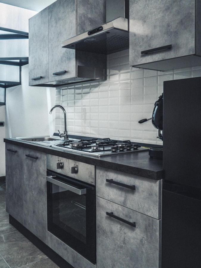 Casina Al Duomo Apartment Наполи Екстериор снимка